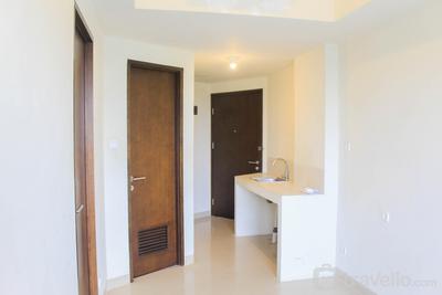 Apartemen Mustika Golf Residence - Unfurnished 1BR with AC Apartment at 15th Floor Mustika Golf Residence By Travelio