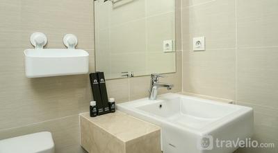 Apartemen Puri Mansion - Simply Cozy Studio at Puri Mansion Apartment By Travelio