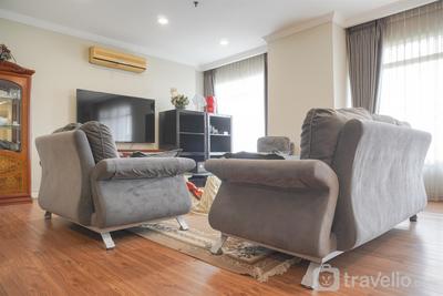 Apartemen Pantai Mutiara - Big and Homey 3BR at Pantai Mutiara Apartment By Travelio