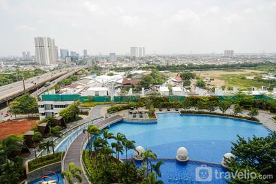 Apartemen West Vista - Relax and Comfy with Pool View at Studio West Vista Apartment By Travelio