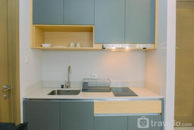 Apartemen Taman Anggrek Residence - Modern 1BR at High Floor Apartment at Taman Anggrek Residence By Travelio