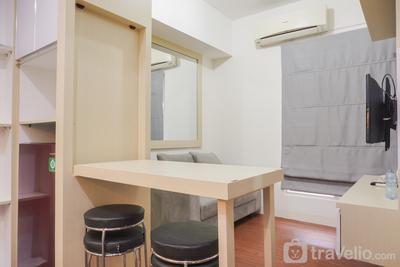 Apartemen Podomoro Golf View - Pleasurable 2BR at Podomoro Golf View Apartment near Tol Cimanggis By Travelio