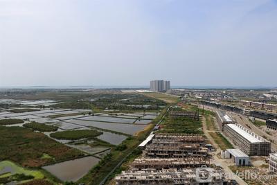 Apartemen Osaka Riverview PIK 2 - Minimalist 2BR Osaka Riverview PIK 2 Apartment (No Living Room) By Travelio