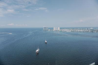 Apartemen Green Bay Condominium - Stunning and Spacious 2BR Green Bay Condominium Apartment By Travelio