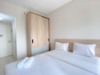 Best Homey and Modern Studio at Springlake Summarecon Bekasi Apartment By Travelio