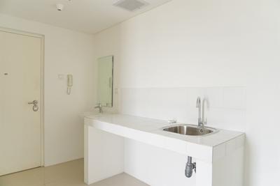 Apartemen Silk Town Alexandria - Unfurnished with AC at 2nd Floor 2BR Silk Town Alexandria By Travelio