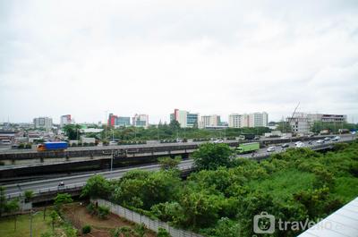 Apartemen Green Pramuka City - Simple and Cozy Stay 2BR at Green Pramuka City Apartment By Travelio