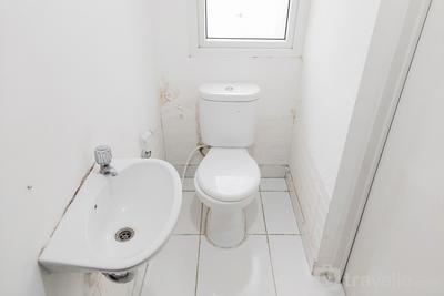 Apartemen Aeropolis Residence - Unfurnished Studio Apartment with AC Aeropolis Residence near Soetta Airport By Travelio