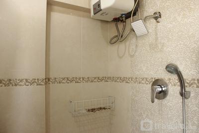 Apartemen Gateway Ahmad Yani Cicadas - Strategic and Comfy Studio at Gateway Ahmad Yani Cicadas Apartment By Travelio