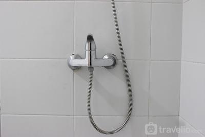 Apartemen Beverly Dago - Comfy and Artsy Studio at Beverly Dago Apartment By Travelio