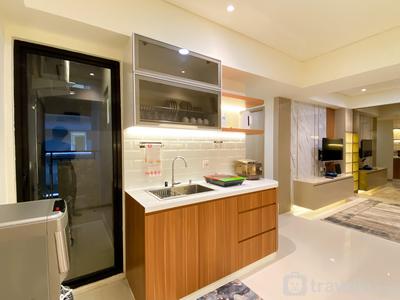 Apartemen Meikarta - Comfortable Design 2BR with Working Space Apartment at Meikarta By Travelio