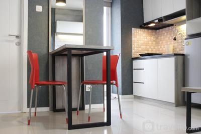 Apartemen Parahyangan Residence - Quiet 2BR Apartment at Parahyangan Residence with Mountain View By Travelio