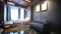 Modern Style Studio without Kitchen at Anderson Supermall Mansion Apartment By Travelio