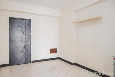 Apartemen Casablanca East Residence - Unfurnished 2BR Apartment with AC at Casablanca East Residences By Travelio