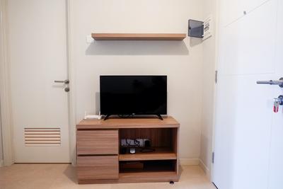 Apartemen Madison Park - 1BR Apartment Madison Park near Shopping Center By Travelio