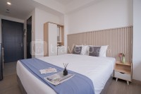 Apartemen Collins Boulevard - Fully Furnished and Homey Studio Collins Boulevard Apartment By Travelio