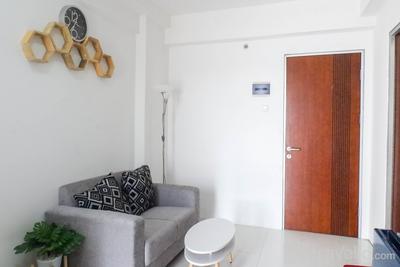 Apartemen Gunawangsa Manyar - Cozy Living 2BR Apartment at Gunawangsa Manyar By Travelio