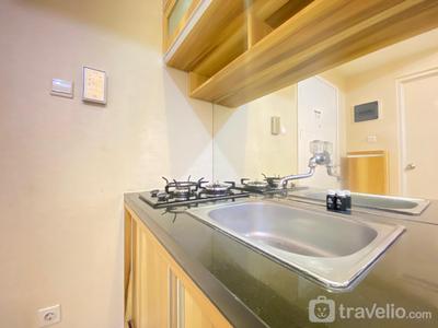 Apartemen Parahyangan Residence - Nice and Cozy 2BR Apartment at Parahyangan Residence By Travelio