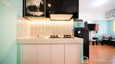 Apartemen Puncak Dharmahusada - Homey 2BR with Extra Room at Puncak Dharmahusada Apartment By Travelio