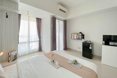 Apartemen LRT City Bekasi - Comfort and Simply Look Studio Eastern Green LRT City Apartment By Travelio