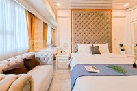 Classic Studio at Loftvilles City Apartment By Travelio