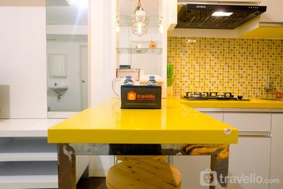 Apartemen Green Palace Kalibata - Homey 2BR Green Palace Kalibata Apartment By Travelio