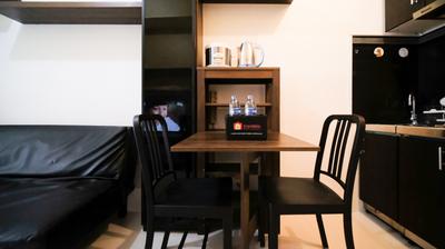 Apartemen Gunawangsa Tidar - Cozy and Compact 2BR at Gunawangsa Tidar Apartment By Travelio