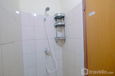 Apartemen Tifolia - Tifolia Studio Apartment with Double Bed near LRT Station By Travelio