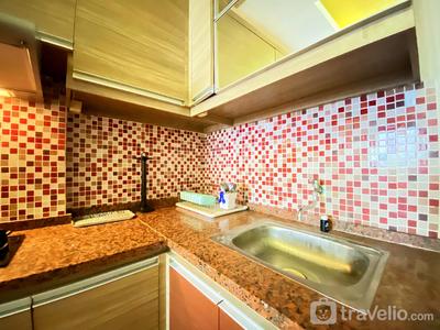 Apartemen Suites @Metro - Simply Homey 2BR at Suites @Metro Apartment By Travelio