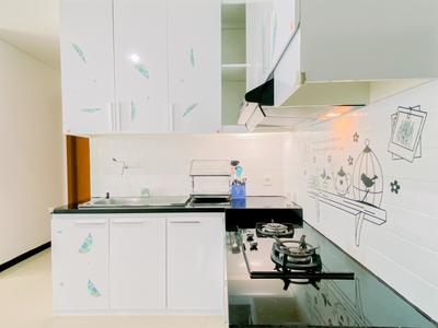 Apartemen Green Bay Condominium - Warm and Homey 2BR Apartment at Green Bay Condominium By Travelio