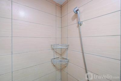 Apartemen Margonda Residence 5 - Comfortable and Simply Studio Room at Margonda Residence 5 Apartment By Travelio