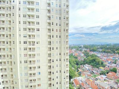Apartemen Parahyangan Residence - Spacious Studio Room Apartment at Parahyangan Residence By Travelio