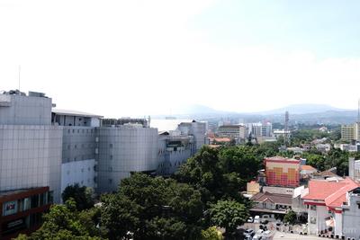 Apartemen Tamansari La Grande - Homey and Cozy 2BR Apartment at Tamansari La Grande By Travelio