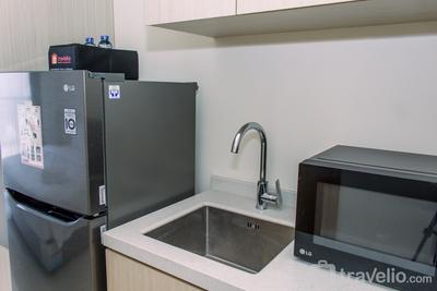 Apartemen Sedayu City Suites Kelapa Gading - Cozy Living Studio Room at Sedayu City Suites Kelapa Gading Apartment By Travelio