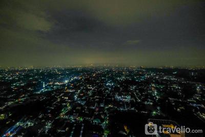 Apartemen Dave - Homey and Comfort Living Studio Room at Dave Apartment By Travelio