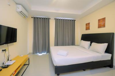 Studio Kebayoran Icon Apartment near Gandaria City Mall By Travelio