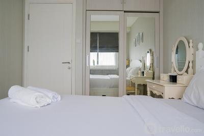 Apartemen Parahyangan Residence - Elegant 1BR Apartment Parahyangan Residence with Mountain View By Travelio