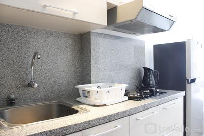 Apartemen Suites @Metro - Minimalist Studio Apartment at The Suite @Metro By Travelio