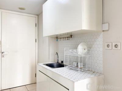 Apartemen Springlake Summarecon Bekasi - Modern and Nice Studio at Springlake Summarecon Bekasi Apartment By Travelio
