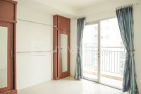 Apartemen Cosmo Mansion (Jakarta Residence) - 1BR Semi Furnished with AC Cosmo Mansion (Jakarta Residence) Apartment By Travelio