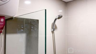 Apartemen Maqna Residence - Comfy and Spacious 2BR Loft Apartment Maqna Residence By Travelio