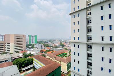 Apartemen Capitol Park Residence - Cozy and Modern Look Studio Apartment Capitol Park Residence By Travelio