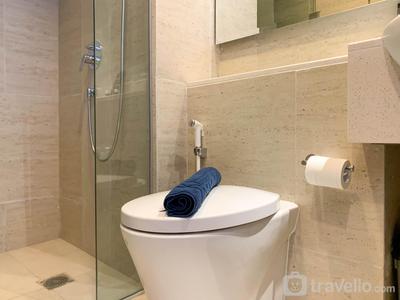 Apartemen Taman Anggrek Residence - Nice and Elegant Studio Apartment at 31th Floor Taman Anggrek Residence By Travelio