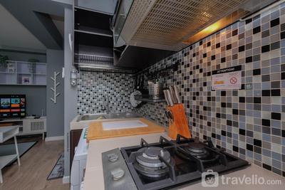 Apartemen Pancoran Riverside - Nice and Warm Studio at Pancoran Riverside Apartment By Travelio