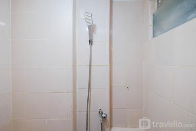 Apartemen Green Palace Kalibata - Minimalist Studio Green Palace Kalibata Apartment near Public Transportation By Travelio