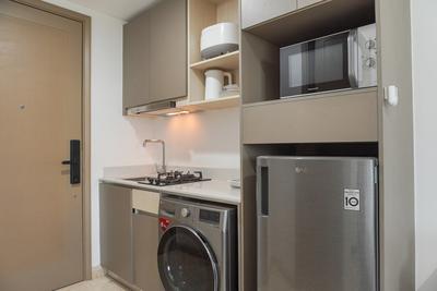 Apartemen Gold Coast - Minimalist and Comfort Stay Studio Gold Coast Apartment By Travelio