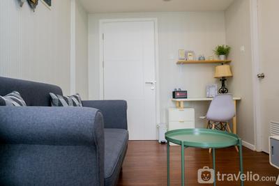 Apartemen Parahyangan Residence - Elegant 1BR Apartment Parahyangan Residence with Mountain View By Travelio