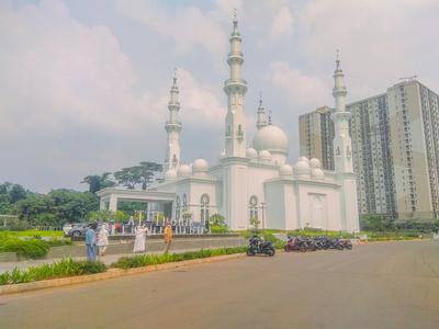 Apartemen Podomoro Golf View - Warm Studio Unfurnished with AC at Podomoro Golf View Apartment By Travelio