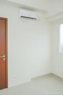 Apartemen Parkland Avenue - 2BR Unfurnished Parkland Avenue Apartment with AC and Kitchen Set By Travelio