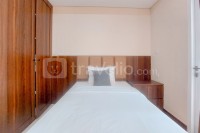 Apartemen B Residence - Minimalist and Warm Studio Apartment at B Residence By Travelio